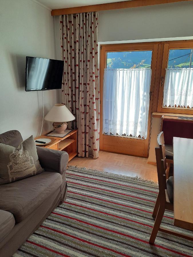 Haus Gmahblick Ferienwonungen Hotel อัลพ์บาค ภายนอก รูปภาพ