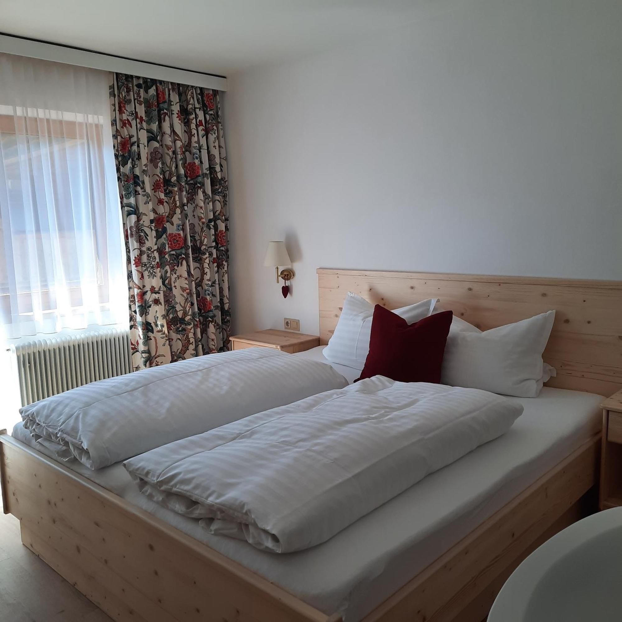 Haus Gmahblick Ferienwonungen Hotel อัลพ์บาค ภายนอก รูปภาพ